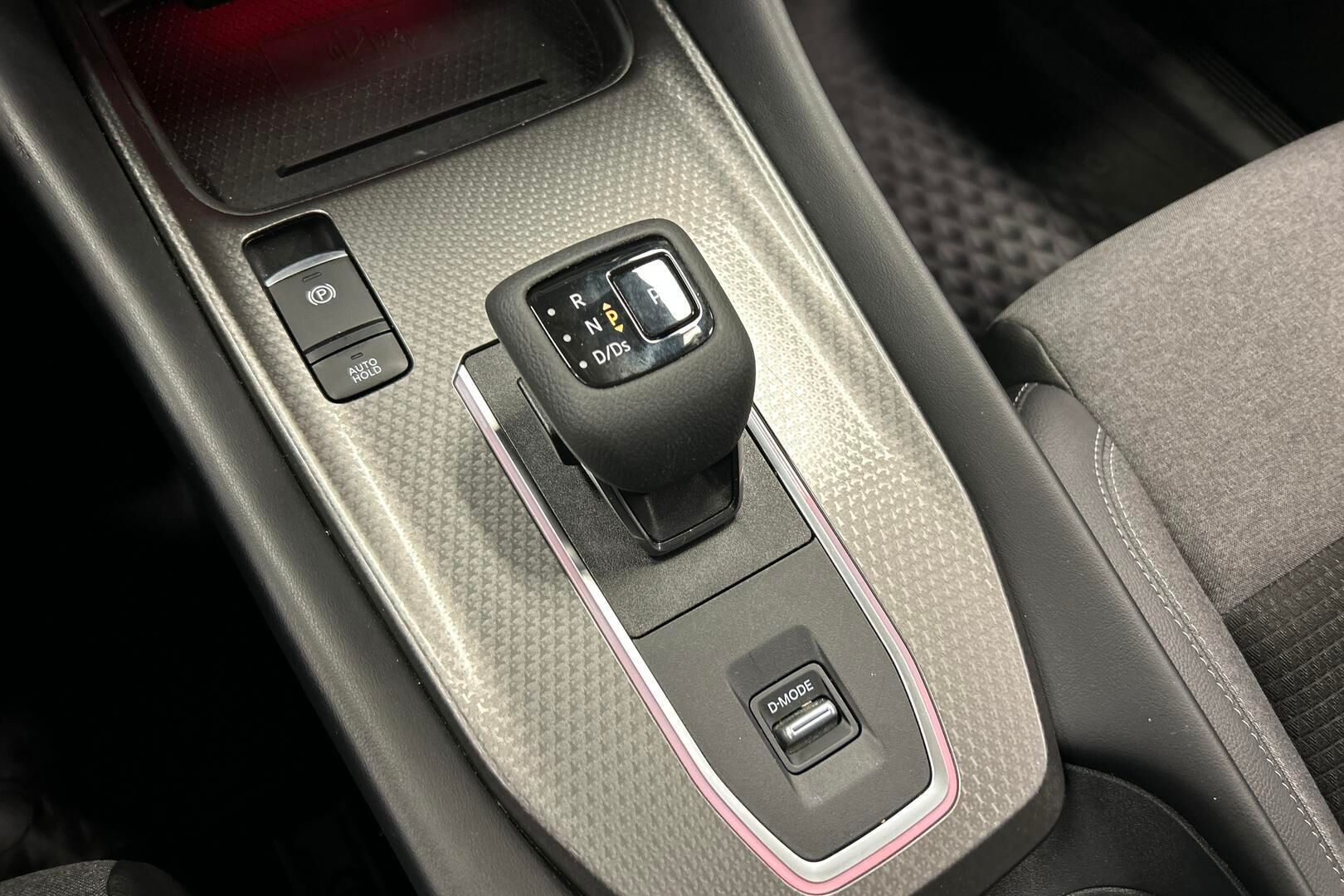 Nissan Qashqai iso kuva 21