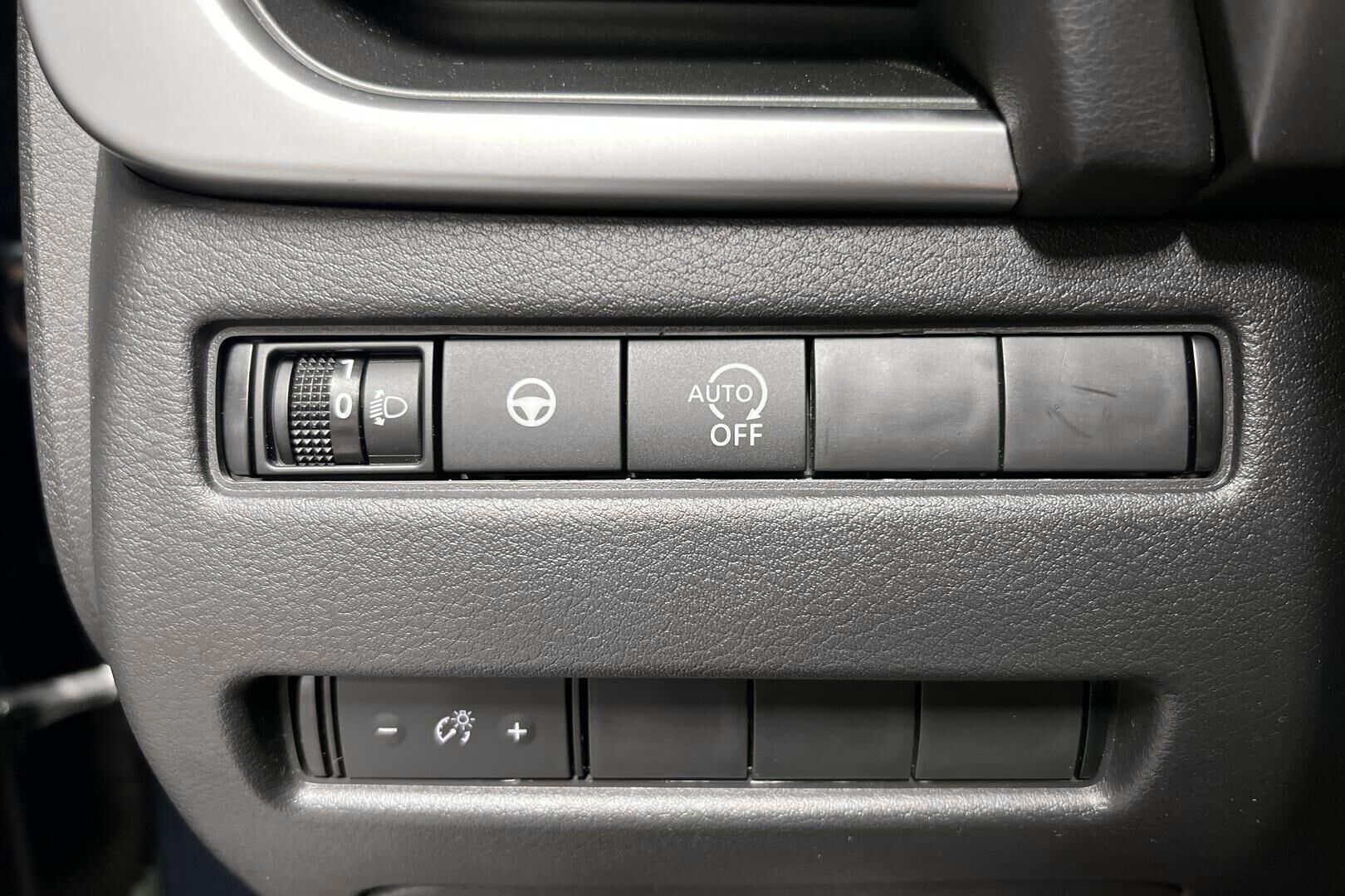 Nissan Qashqai iso kuva 18