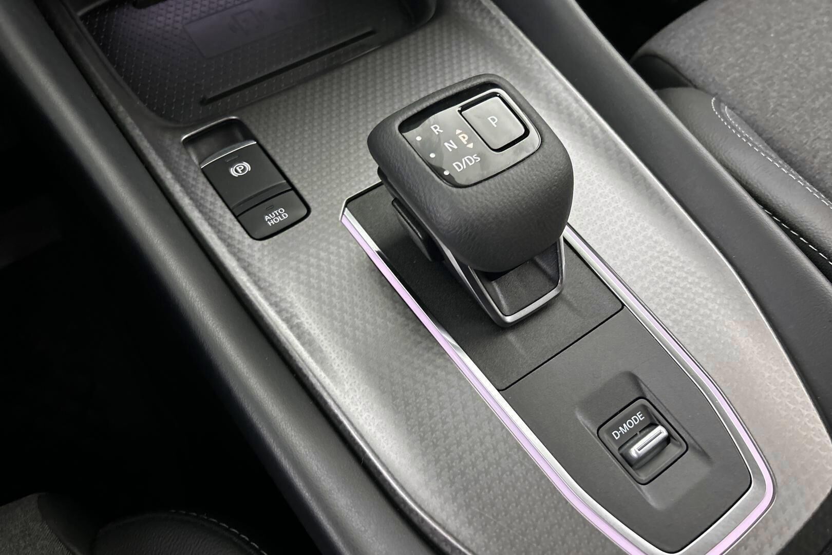 Nissan Qashqai iso kuva 25