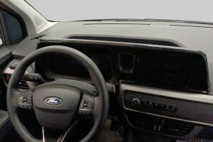 Ford Transit Courier esikatselu 10