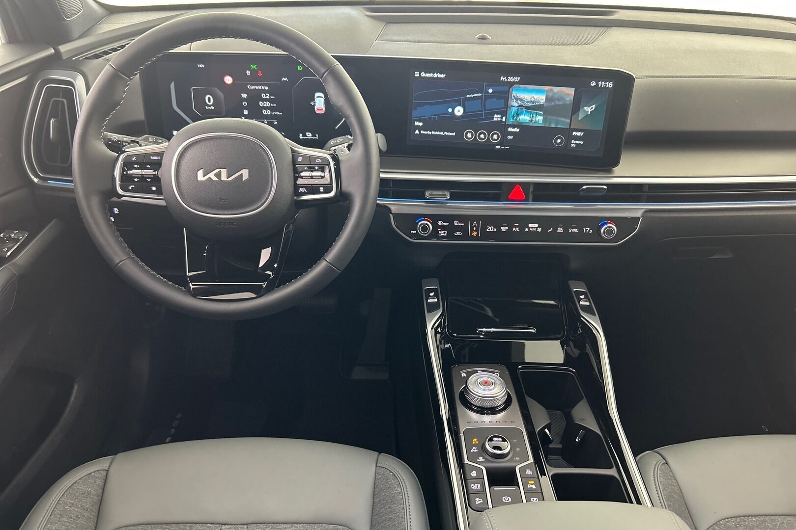 Kia Sorento iso kuva 10