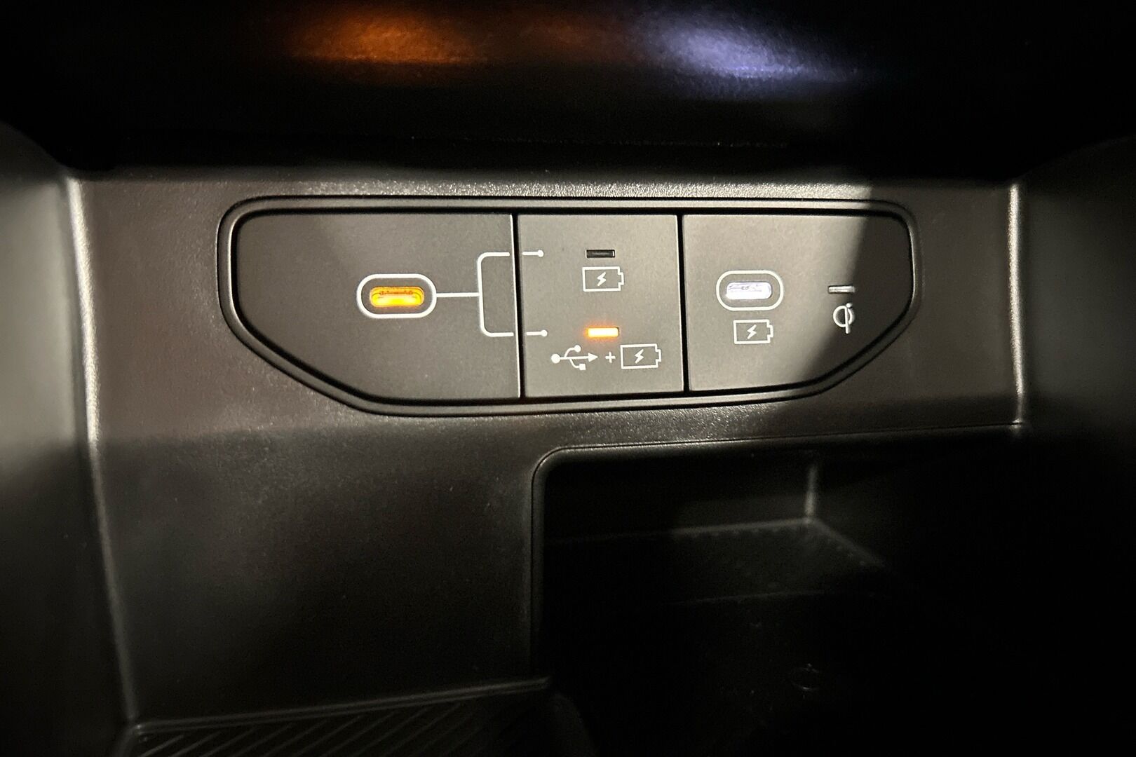 Kia Sorento iso kuva 19