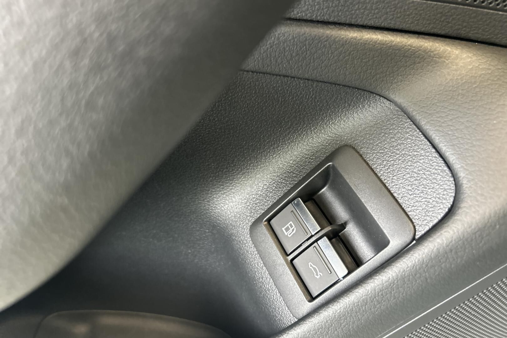 Audi A6 iso kuva 17
