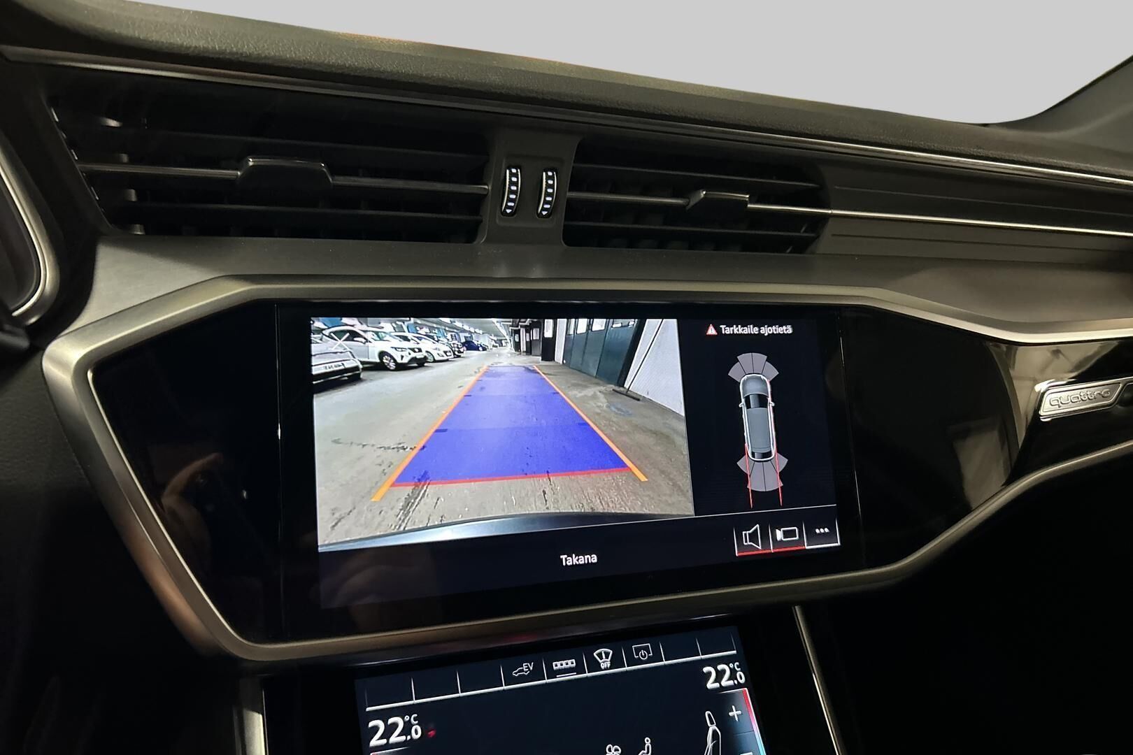 Audi A6 iso kuva 32