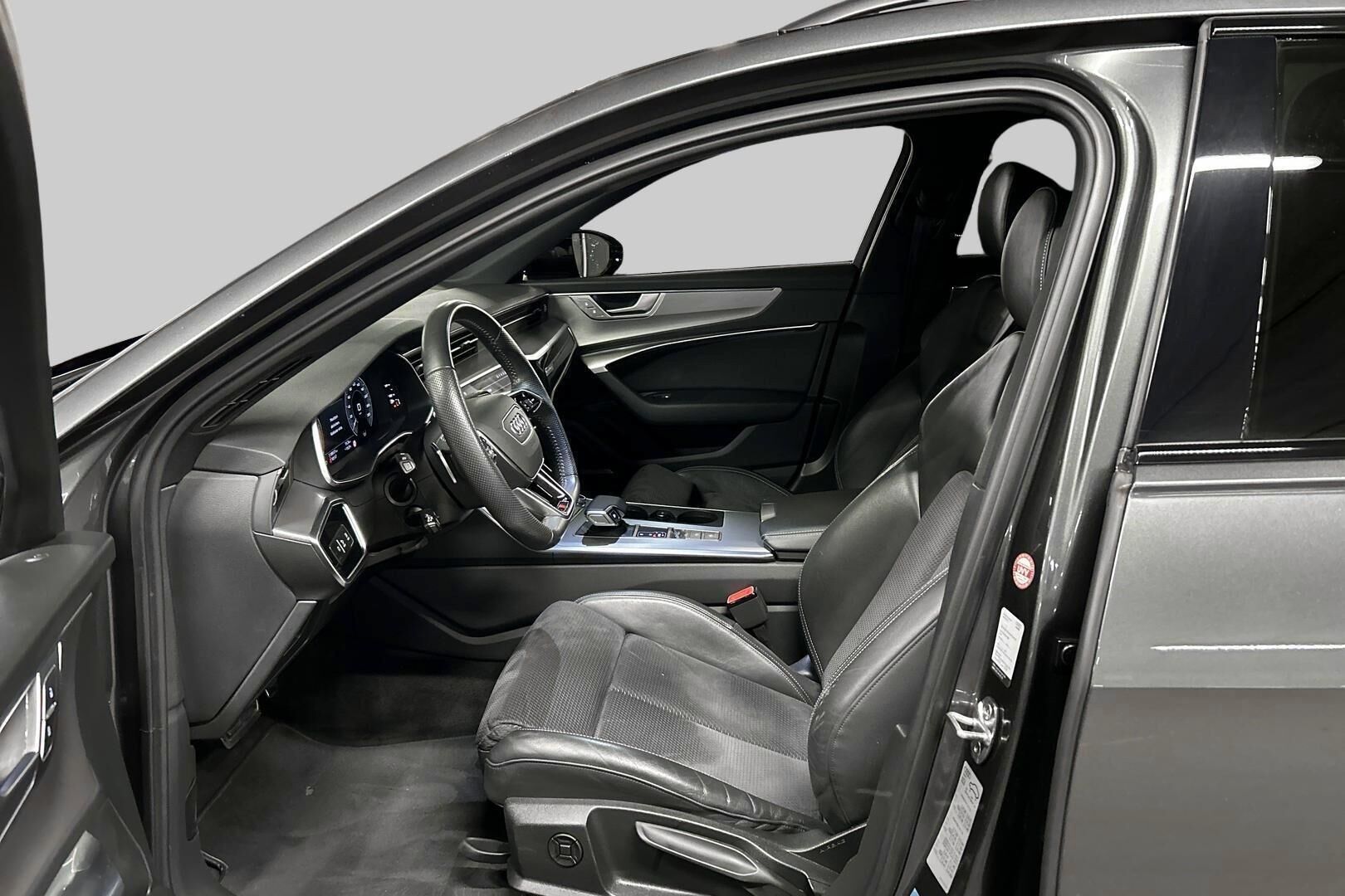 Audi A6 iso kuva 9