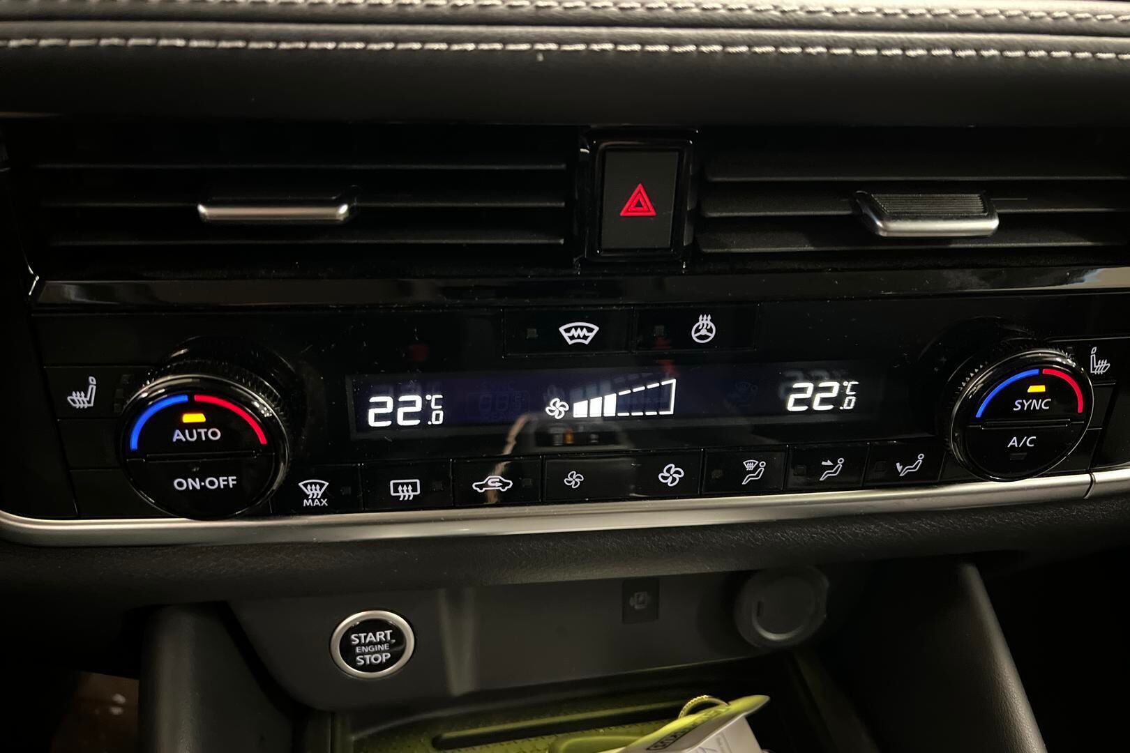 Nissan Qashqai iso kuva 16