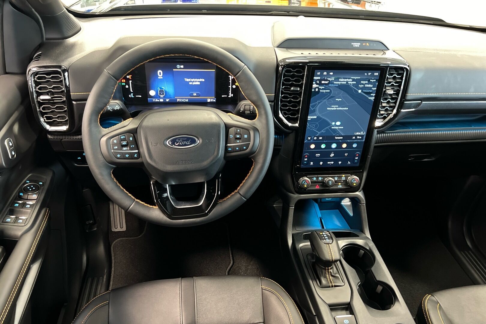 Ford Ranger iso kuva 12