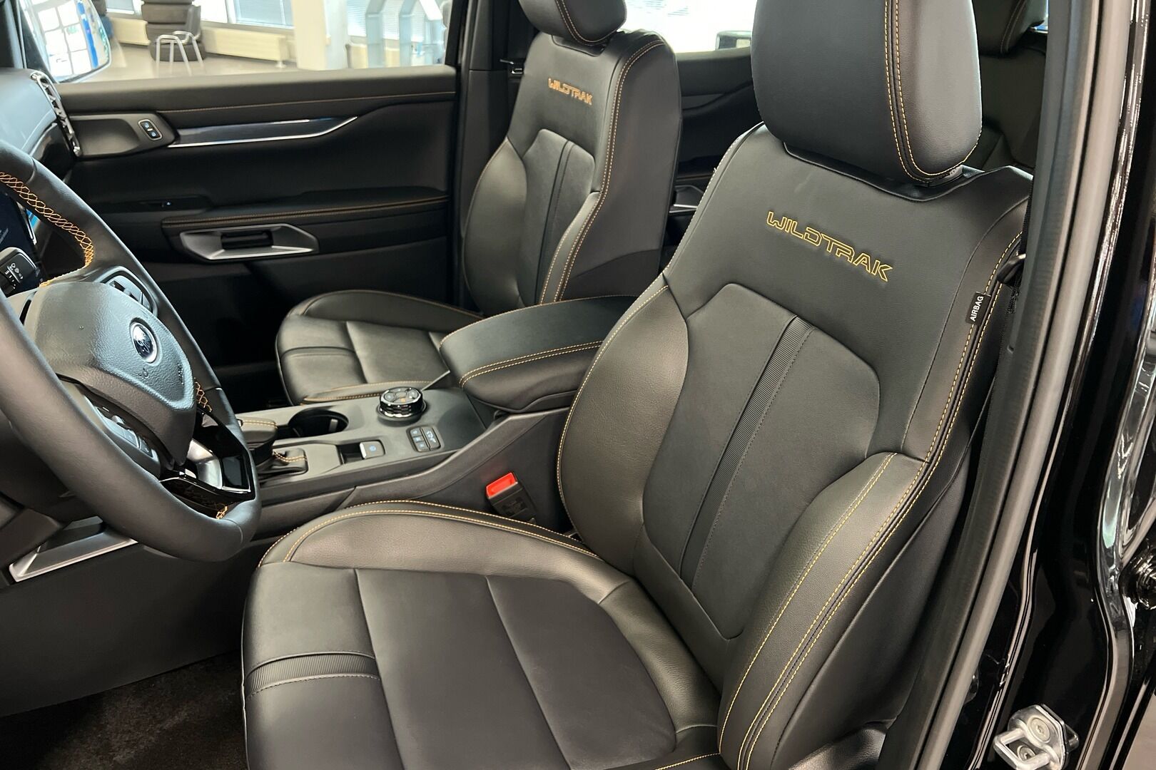 Ford Ranger iso kuva 20