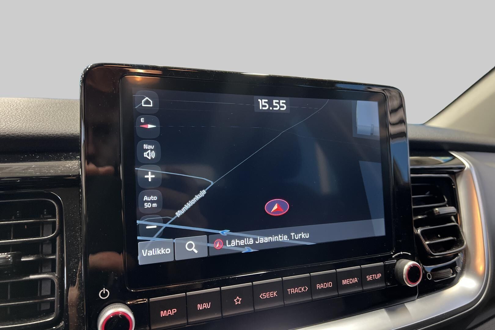 Kia Stonic iso kuva 16