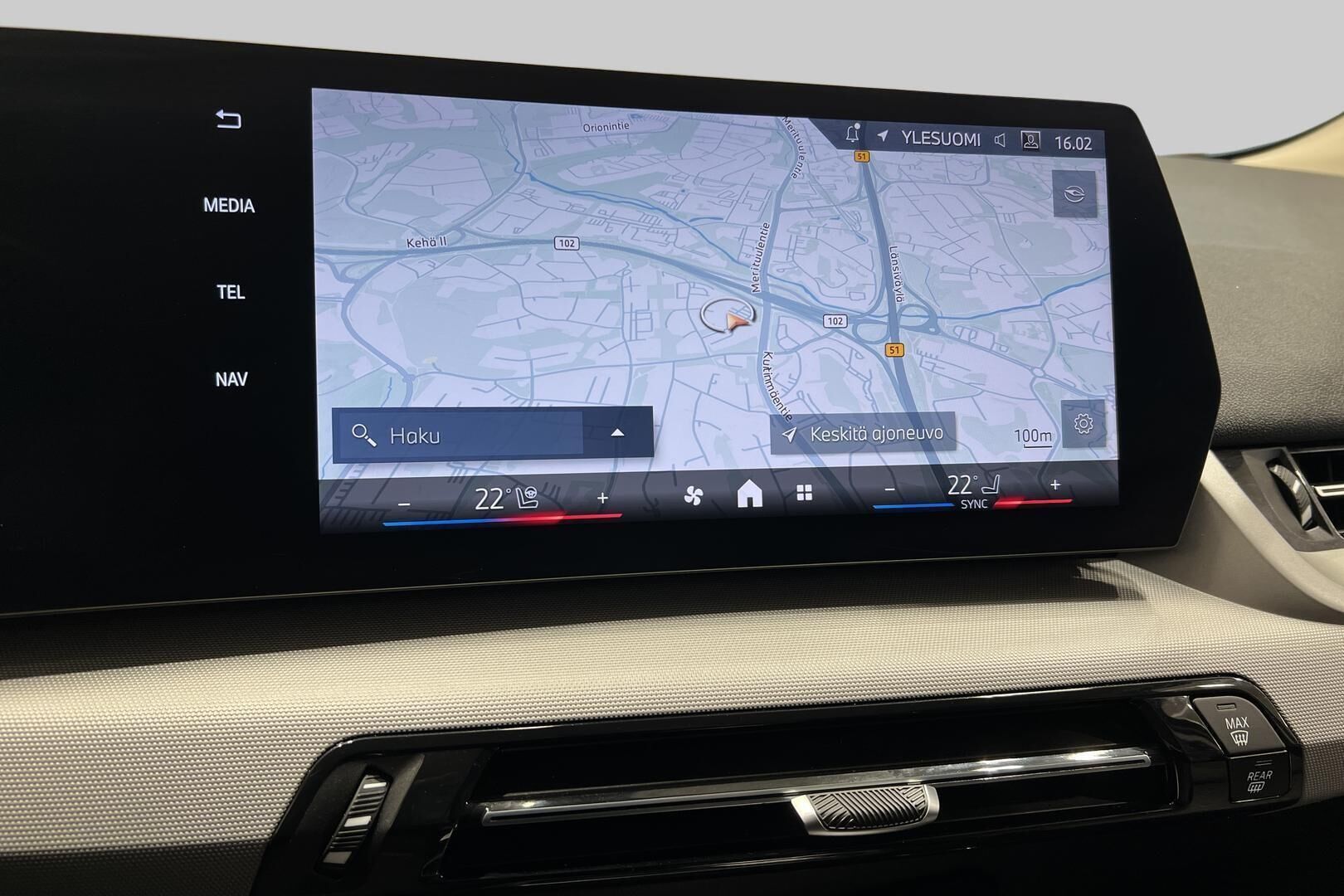 BMW 2-SARJA iso kuva 15