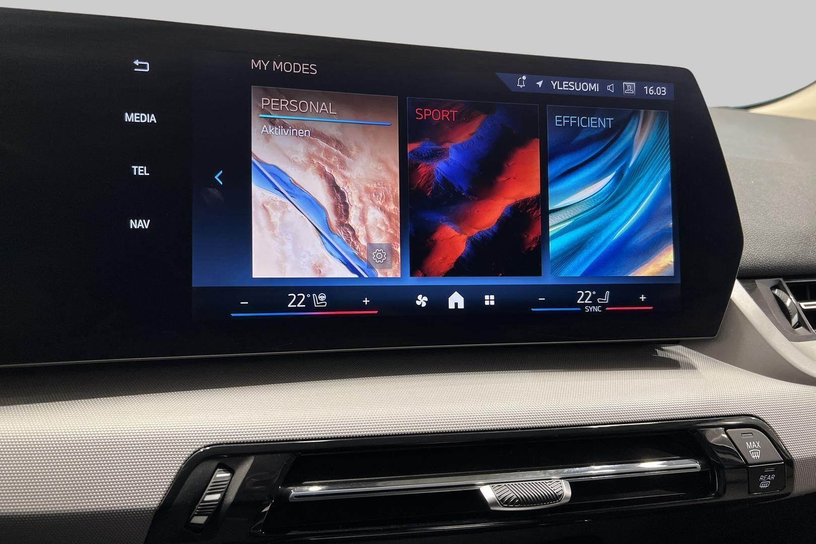 BMW 2-SARJA iso kuva 18