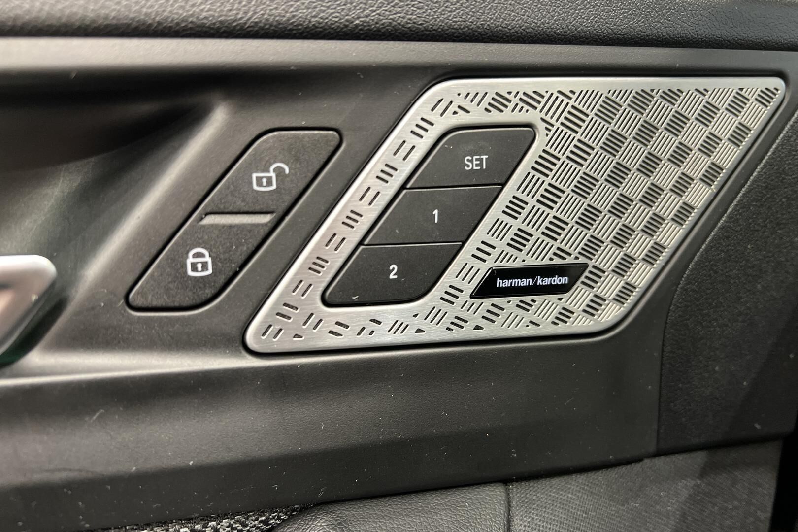 BMW 2-SARJA iso kuva 17