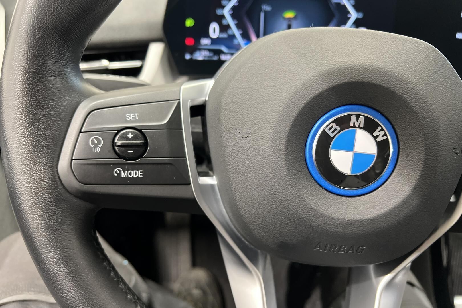 BMW 2-SARJA iso kuva 31