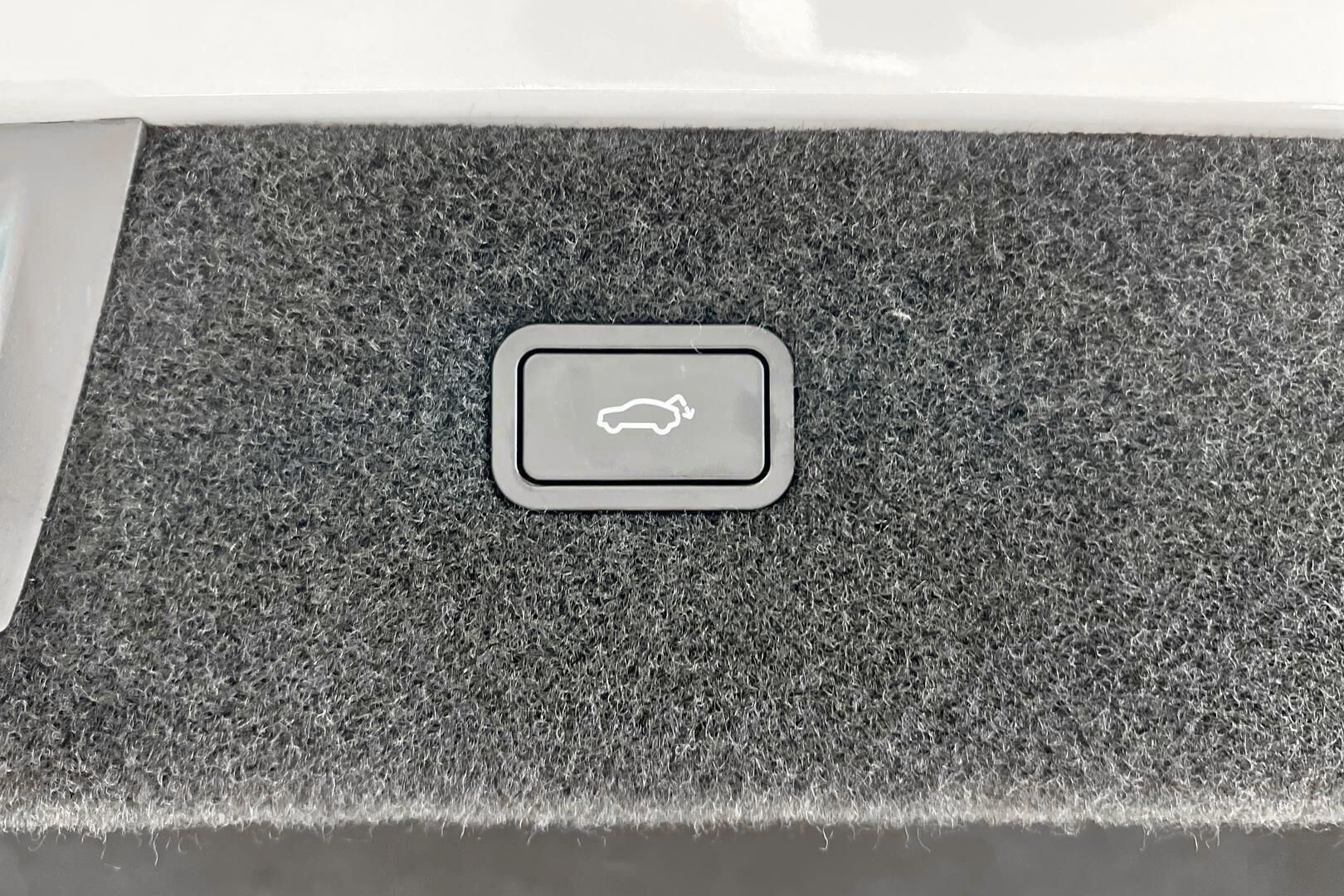 Polestar 4 iso kuva 44