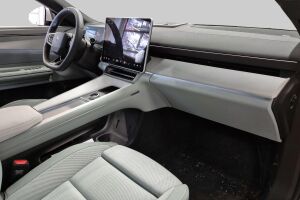 Polestar 4 esikatselu 5