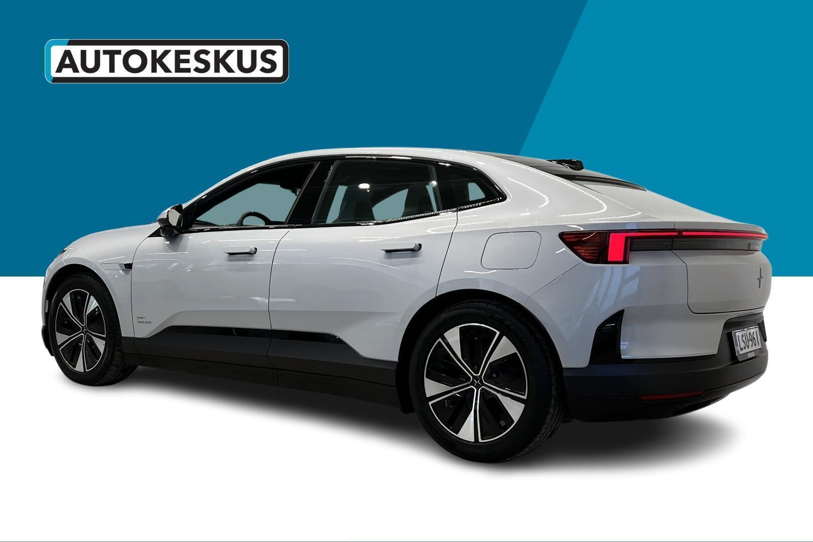 Polestar 4 iso kuva 7