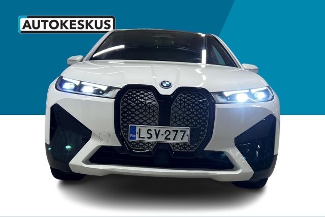 BMW iX