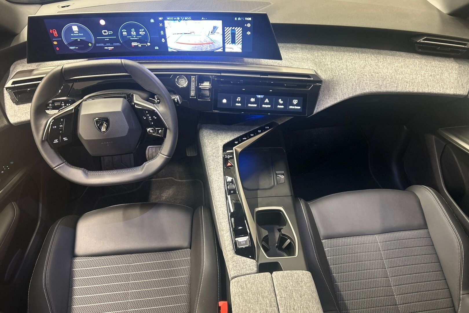 Peugeot 3008 iso kuva 26