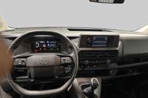 Toyota Proace esikatselu 10