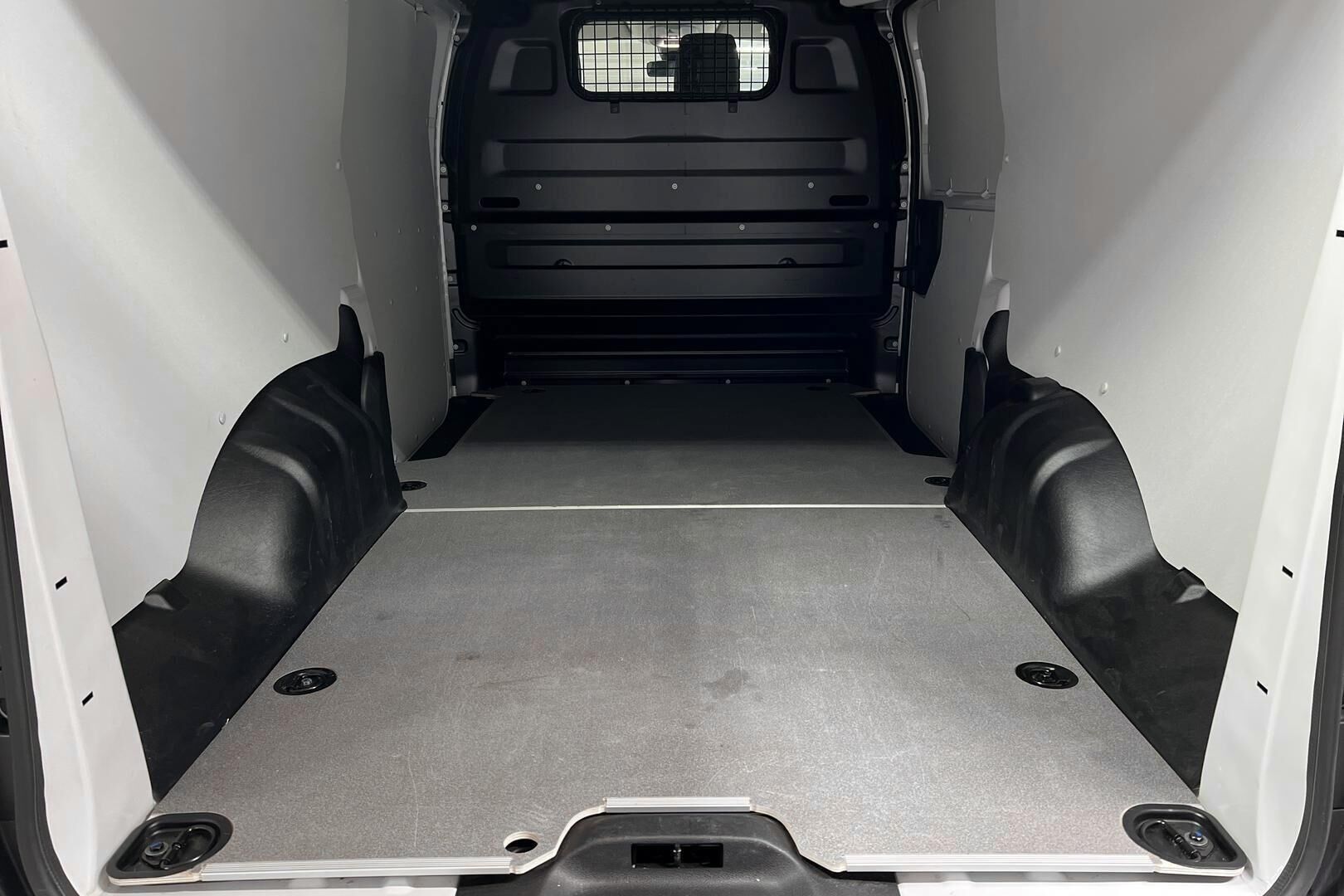 Toyota Proace iso kuva 11