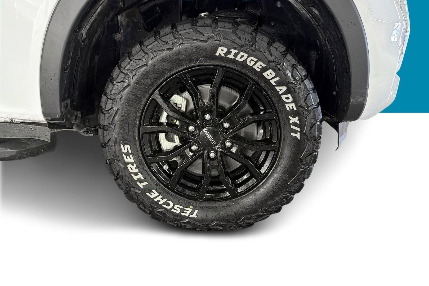 Ford Ranger iso kuva 12