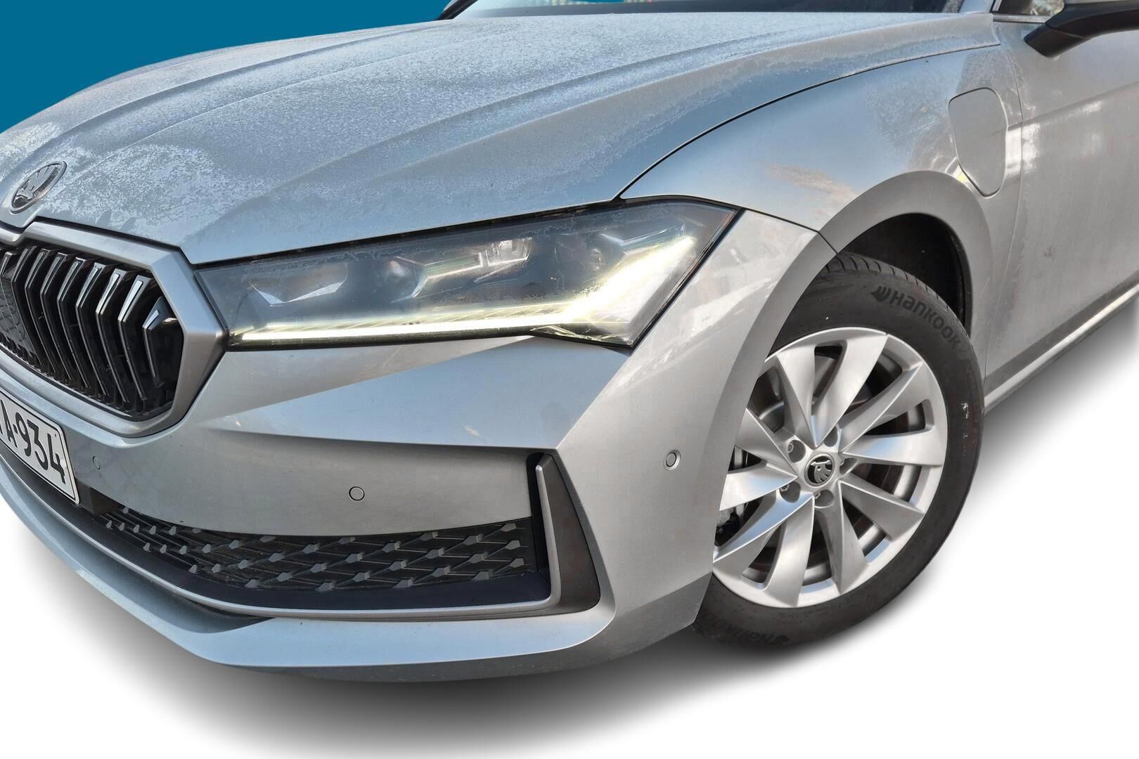 Skoda Superb iso kuva 3