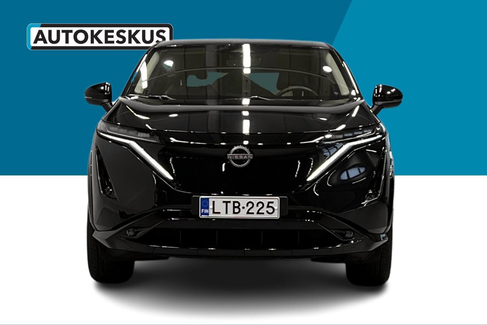 Nissan Ariya iso kuva 2
