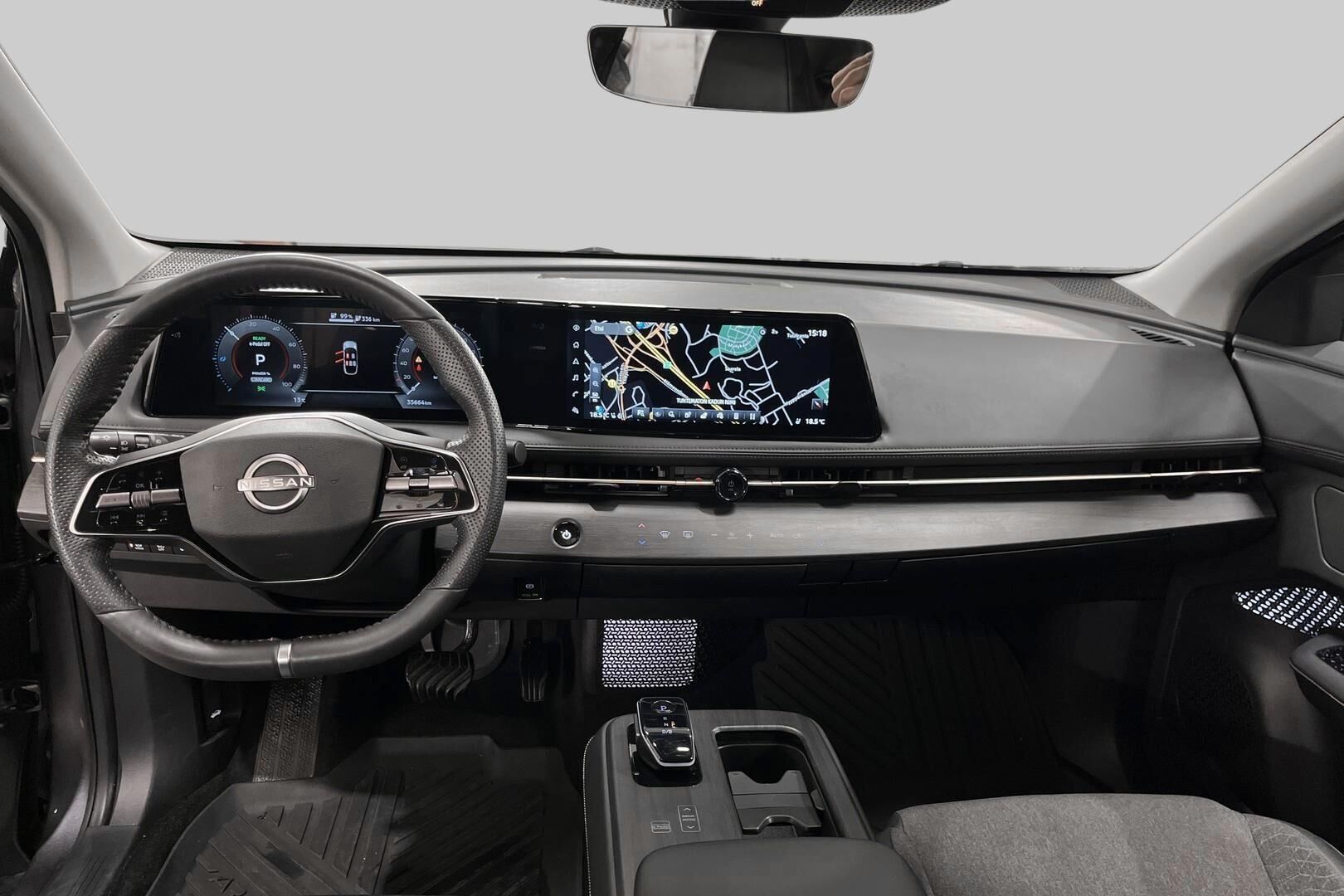 Nissan Ariya iso kuva 10