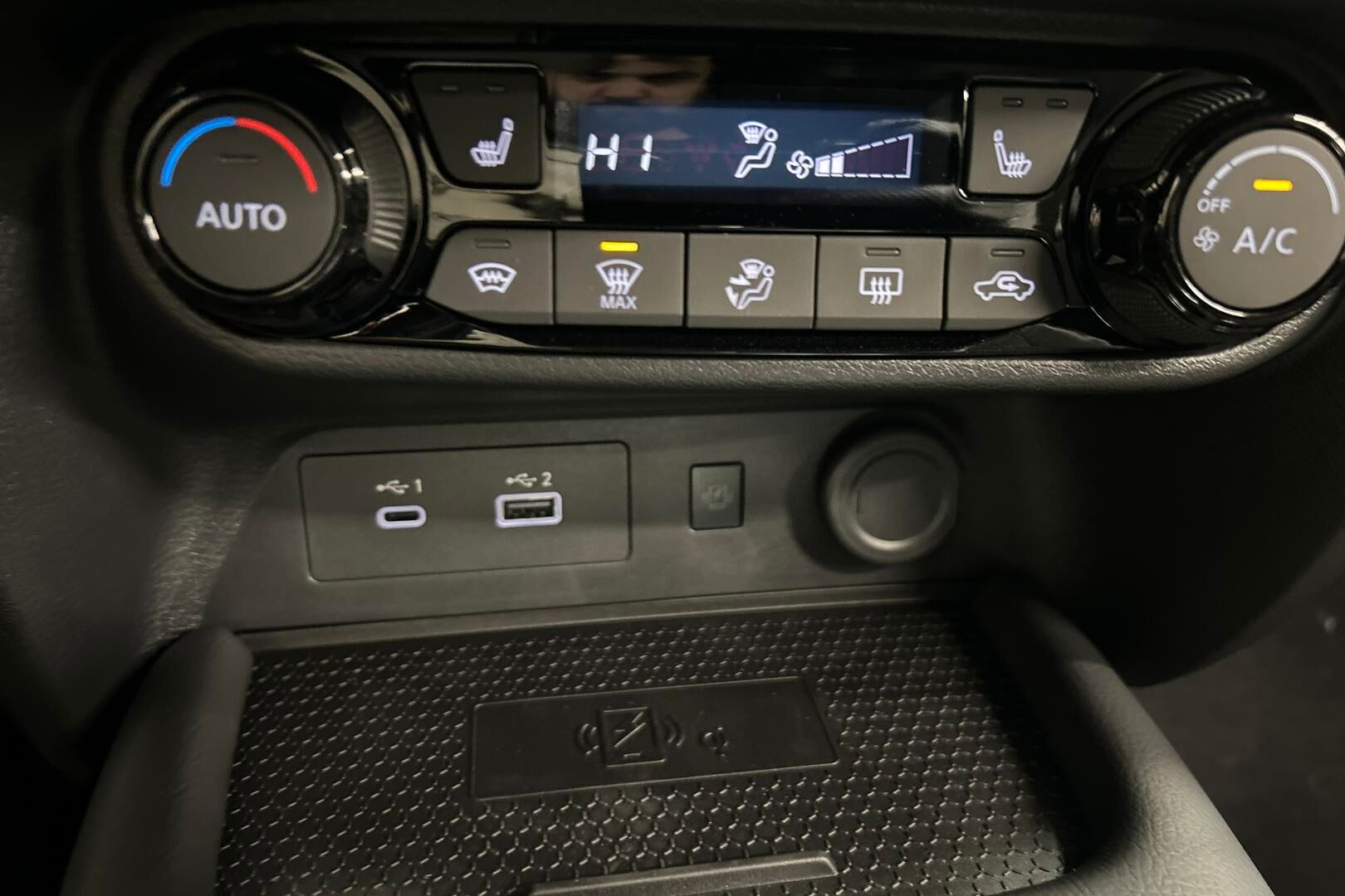 Nissan Juke iso kuva 22