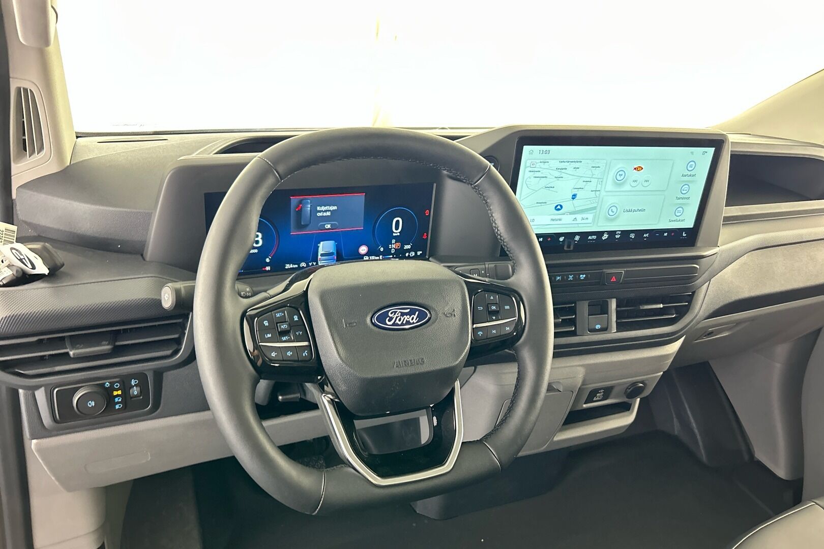 Ford Transit Custom iso kuva 26