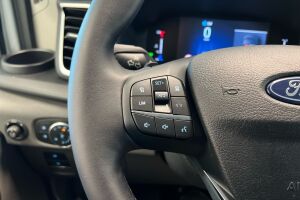 Ford Transit esikatselu 11