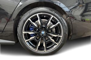BMW i4 M50 esikatselu 11
