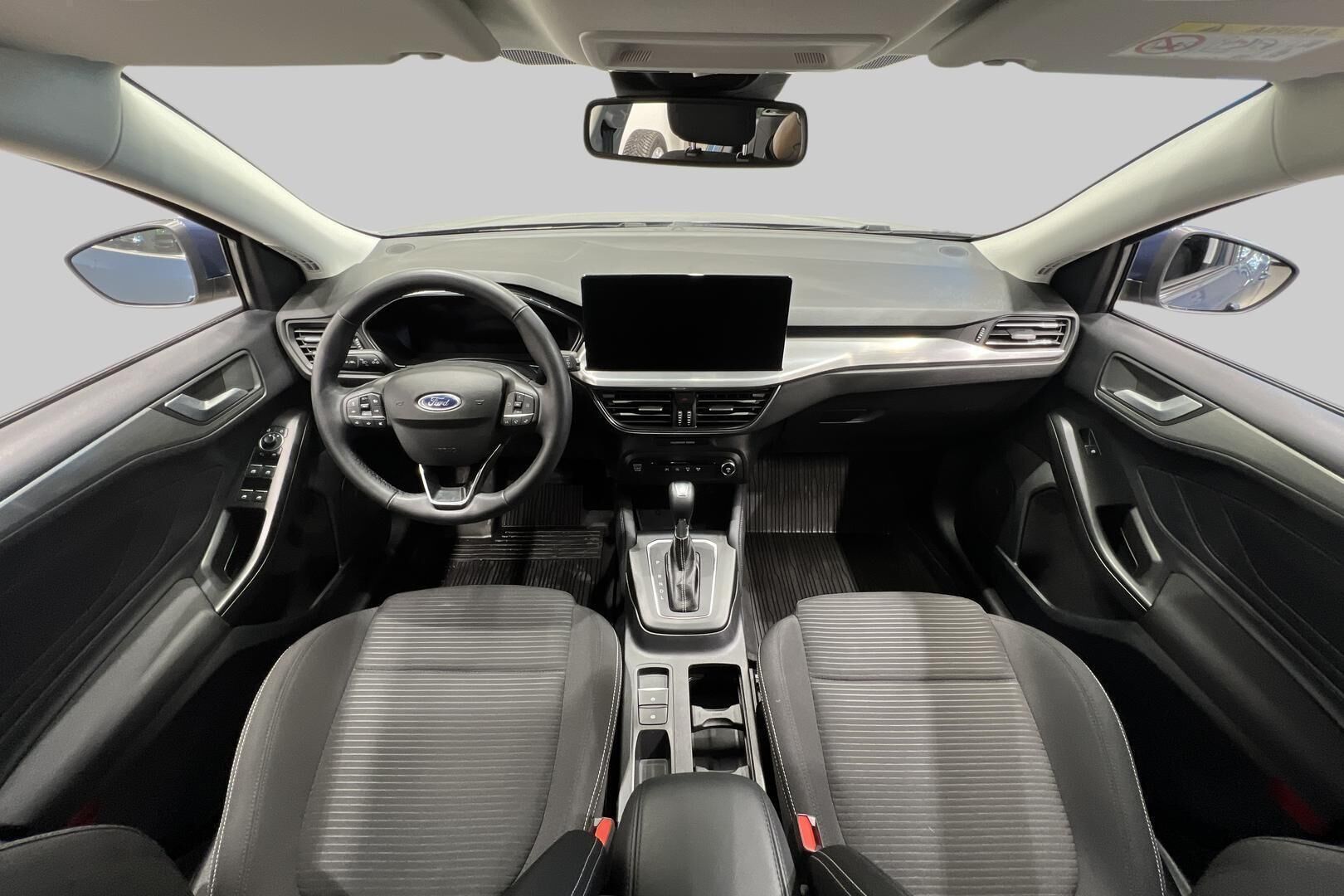 Ford Focus iso kuva 11