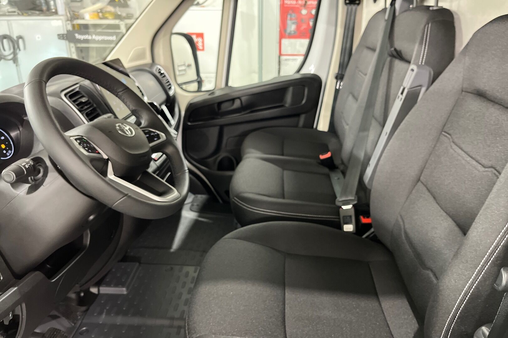 Toyota Proace MAX iso kuva 7