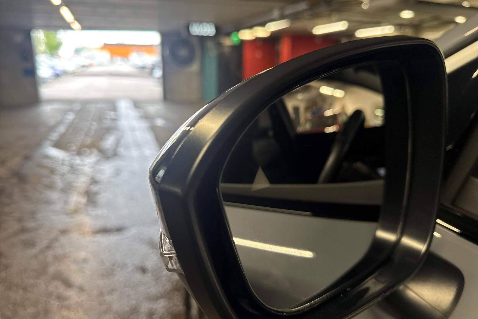 Nissan Ariya iso kuva 19