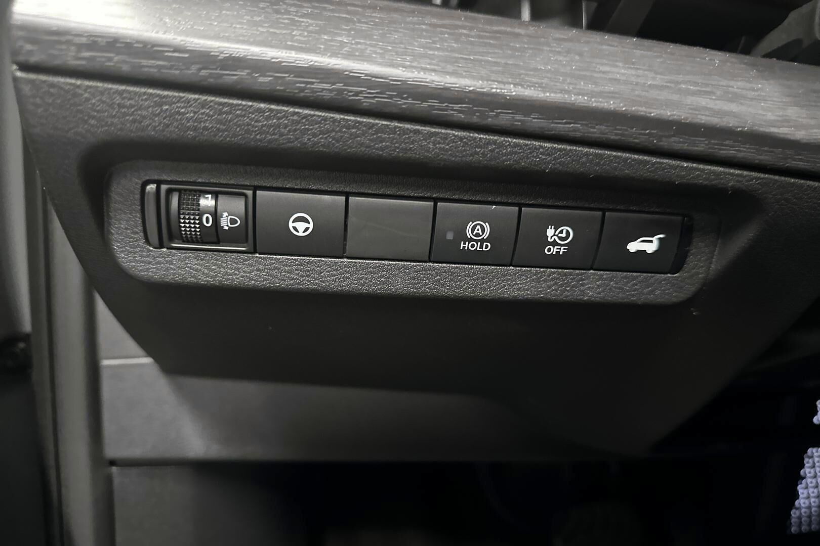 Nissan Ariya iso kuva 25