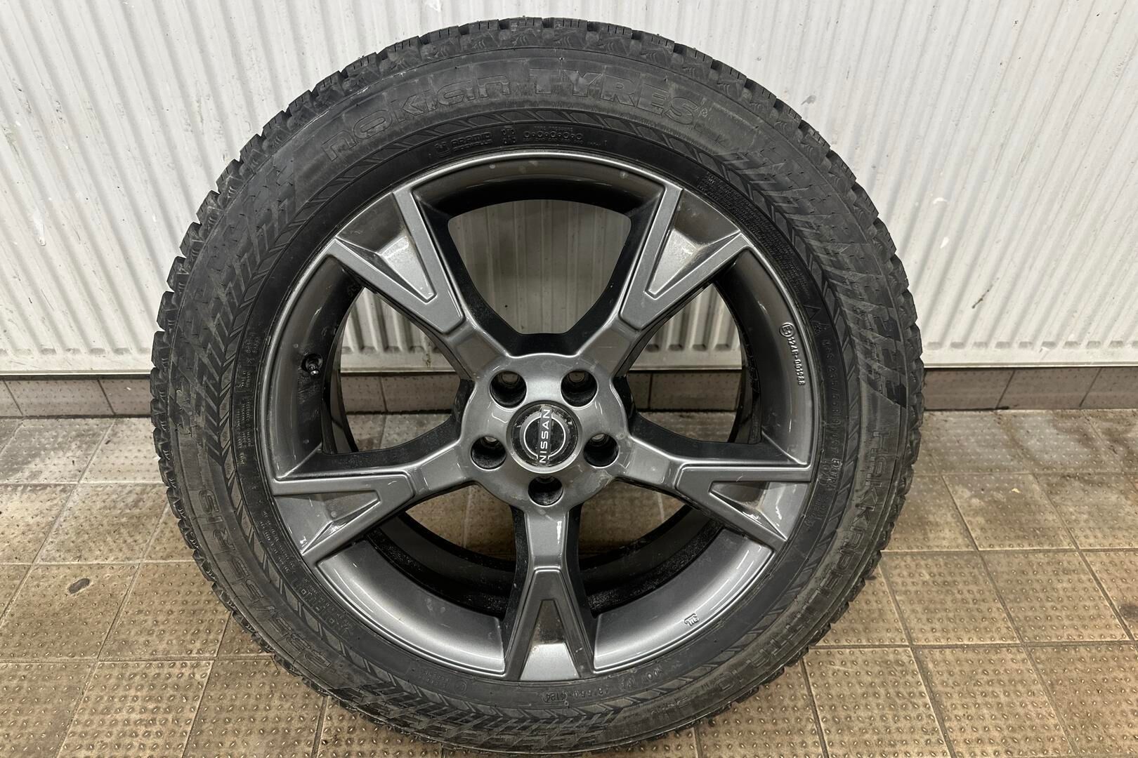 Nissan Ariya iso kuva 29