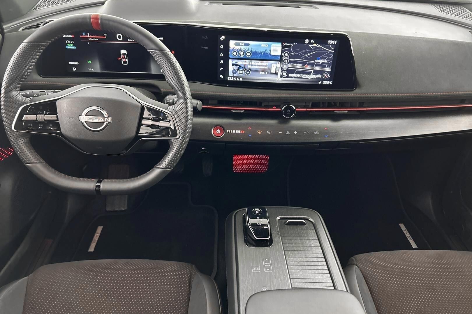 Nissan Ariya iso kuva 12