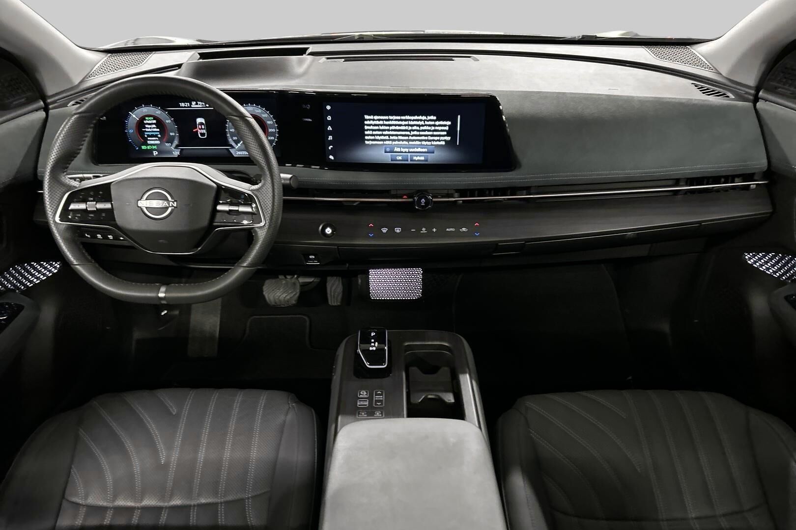 Nissan Ariya iso kuva 10