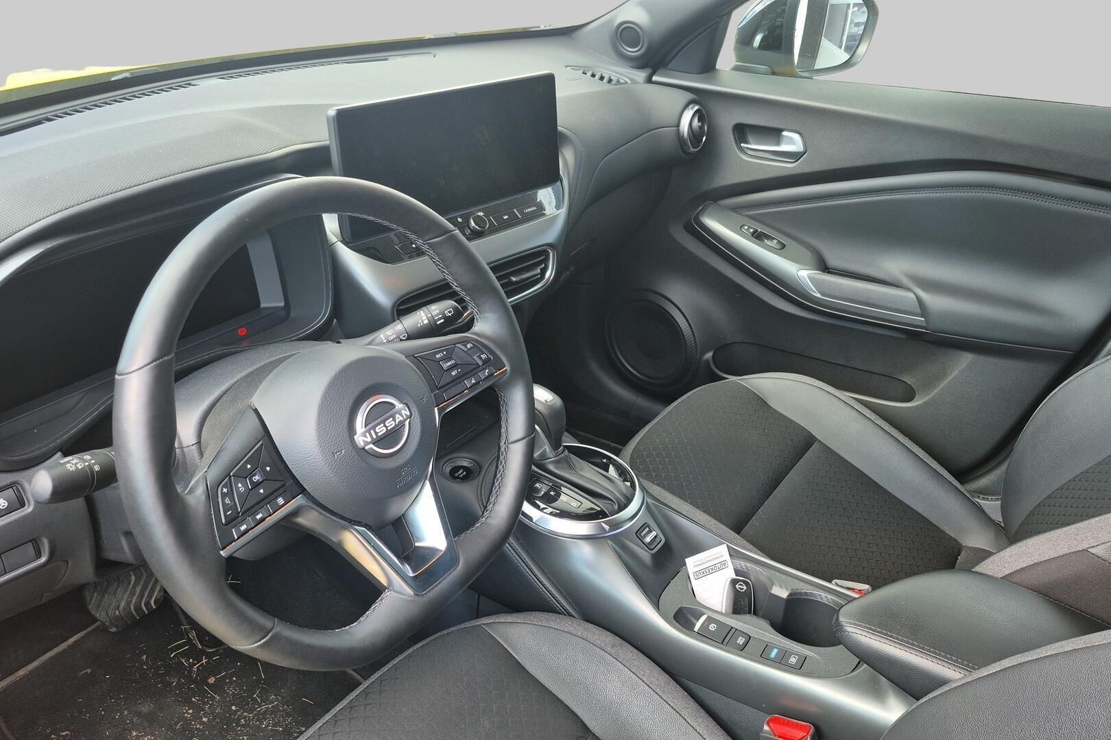 Nissan Juke iso kuva 1