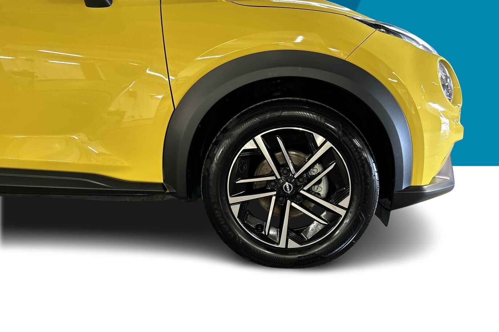 Nissan Juke iso kuva 8
