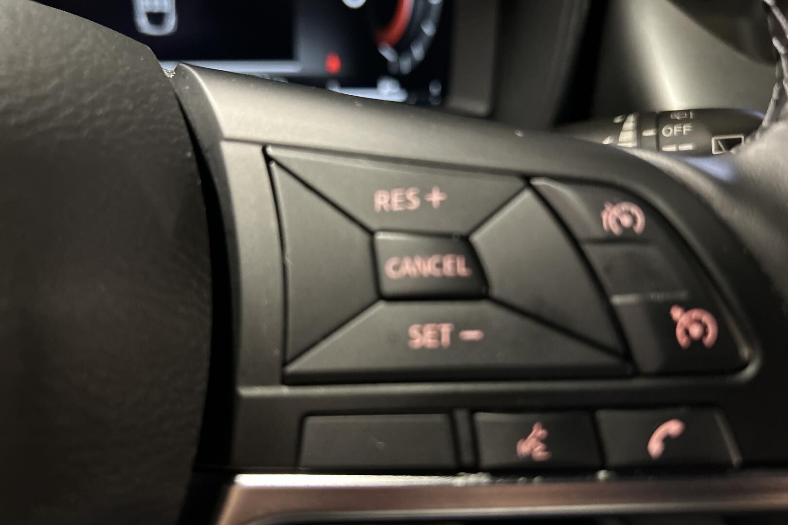 Nissan Juke iso kuva 30