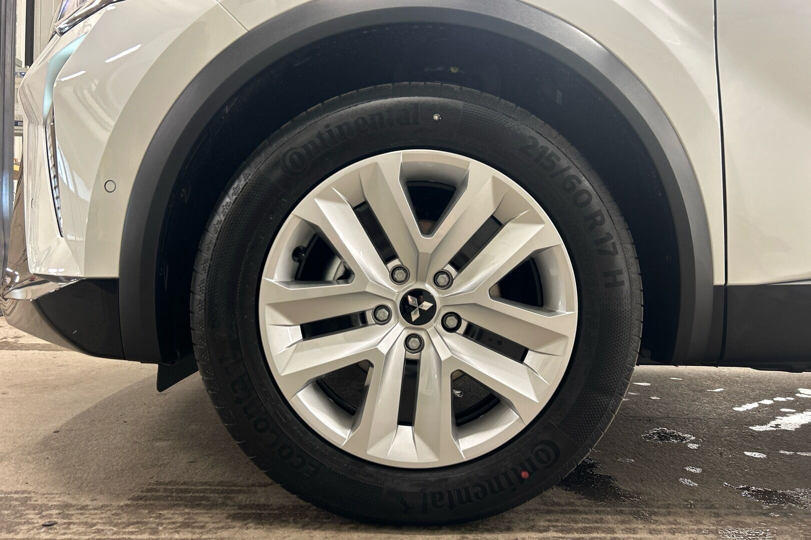 Mitsubishi ASX iso kuva 10