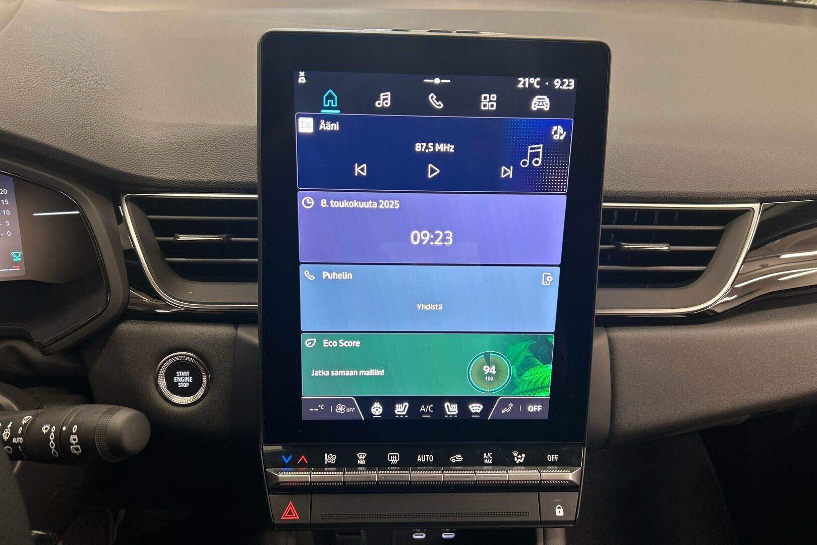 Mitsubishi ASX iso kuva 15