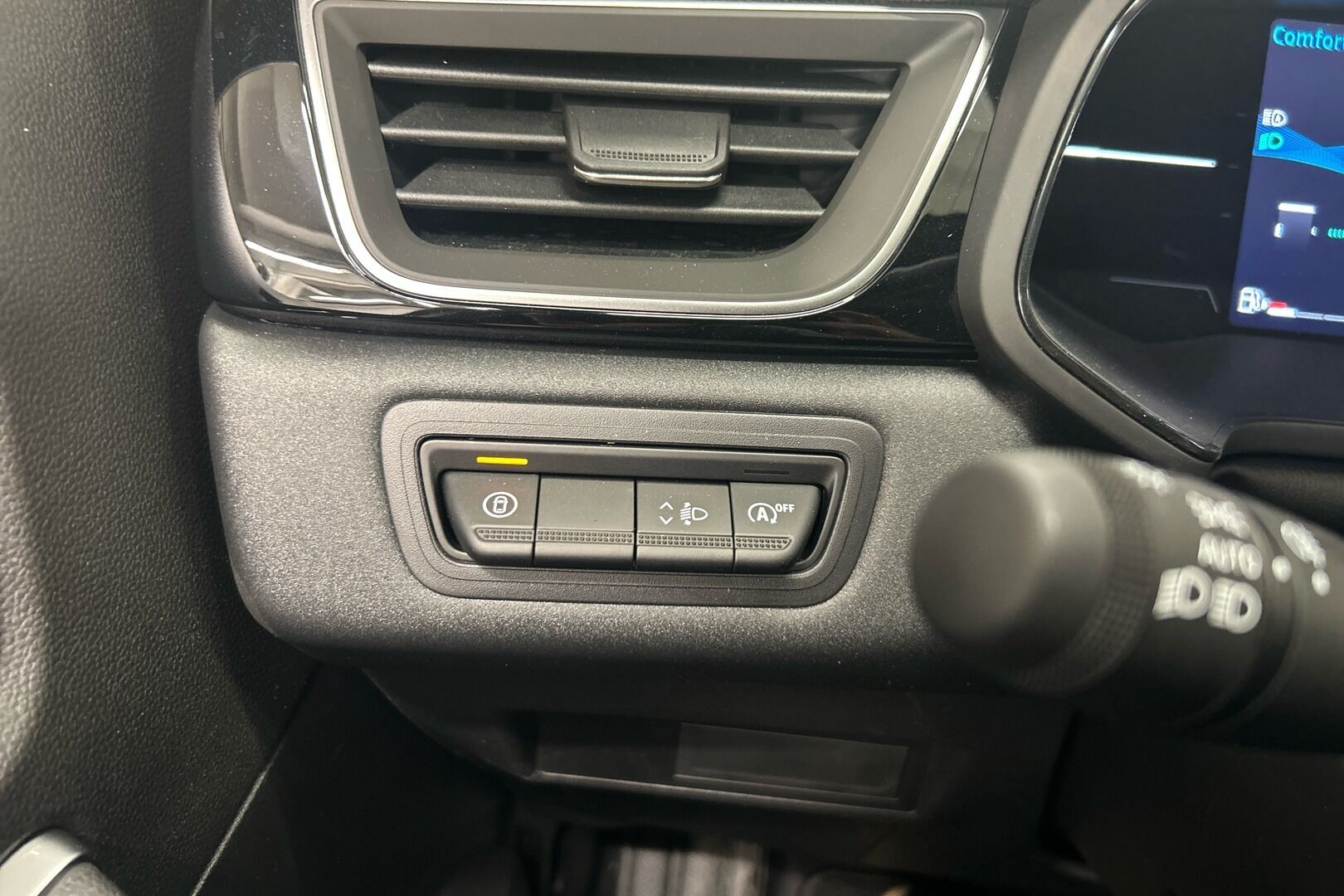 Mitsubishi ASX iso kuva 19