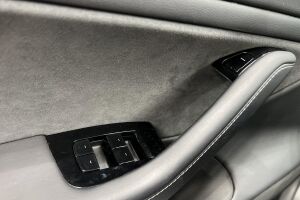 Tesla Model 3 esikatselu 21