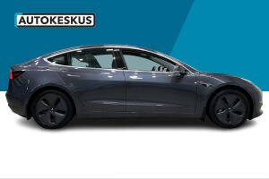 Tesla Model 3 esikatselu 3