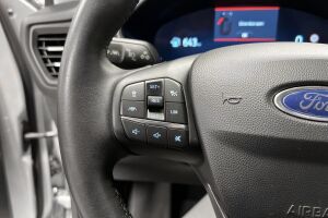 Ford Focus esikatselu 18