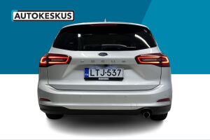 Ford Focus esikatselu 4