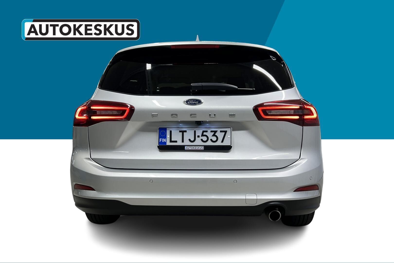 Ford Focus iso kuva 7